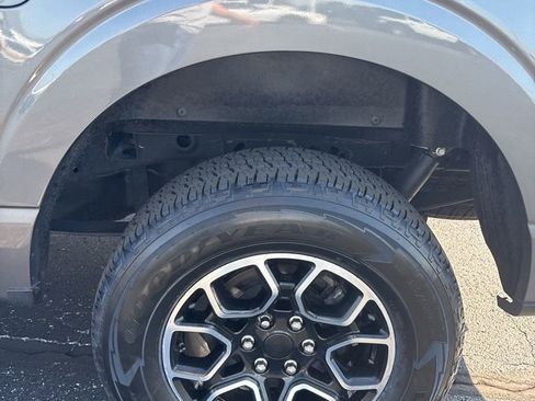 Used 2022 Ford F150 XLT w/ Equipment Group 302A High image 12