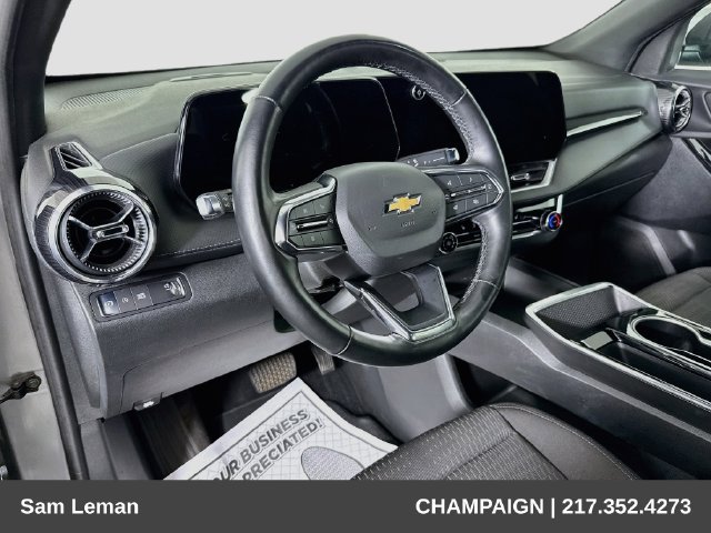 Used 2025 Chevrolet Equinox LT FWD image 9
