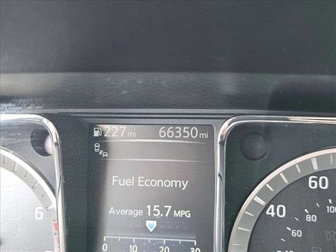 Used 2018 Nissan Titan PRO-4X w/ Pro-4x Convenience Package image 11