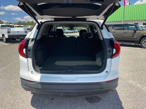 Used 2020 GMC Terrain SLE w/ Driver Convenience Package FWD image 22