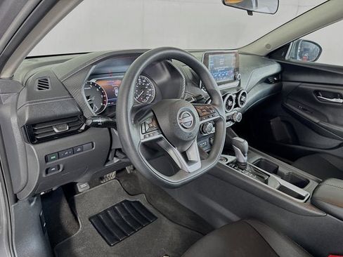 Used 2024 Nissan Sentra SV w/ Lighting Package FWD image 6