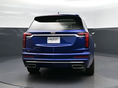 Used 2023 Cadillac XT6 Premium Luxury w/ Technology Package image 6