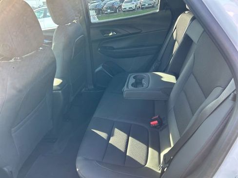 Used 2022 Chevrolet TrailBlazer RS FWD image 5