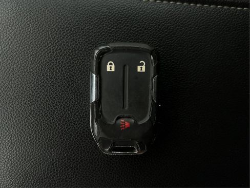 Used 2023 GMC Acadia SLE FWD image 39