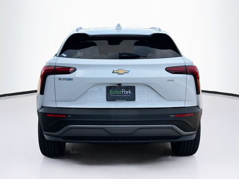 Used 2024 Chevrolet Blazer EV LT AWD/4WD image 7