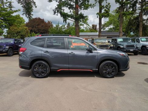 Used 2024 Subaru Forester Sport AWD/4WD image 8