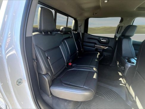 Used 2020 Chevrolet Silverado 1500 LT Trail Boss image 17