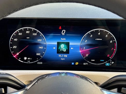 New 2025 Mercedes-Benz CLA 250 4MATIC image 19