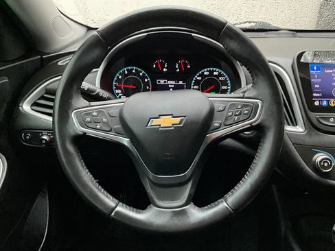 Used 2021 Chevrolet Malibu RS image 16