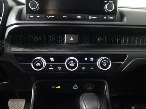 Used 2025 Honda CR-V LX image 40