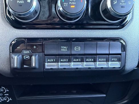 Used 2025 RAM 5500 Tradesman w/ Safety Group image 20