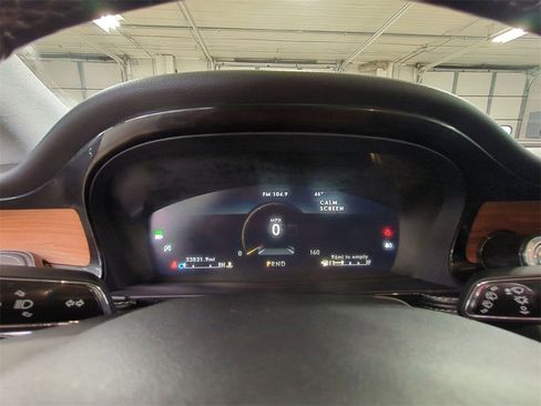 Used 2022 Lincoln Corsair Reserve w/ Equipment Group 201A image 21