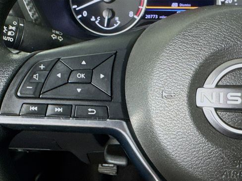 Used 2024 Nissan Sentra SV image 13