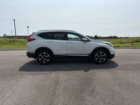 Used 2018 Honda CR-V Touring image 6