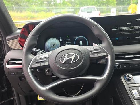 Used 2025 Hyundai Palisade Calligraphy AWD/4WD image 7
