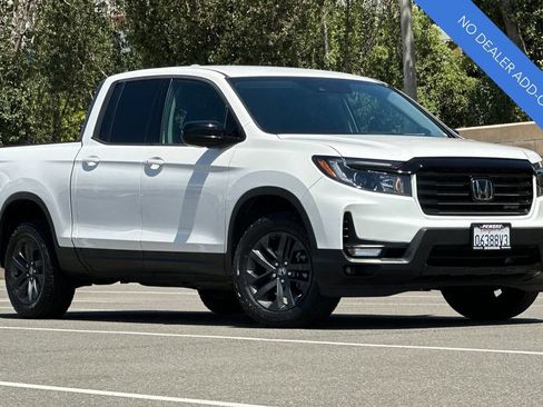 Certified 2023 Honda Ridgeline Sport image 2