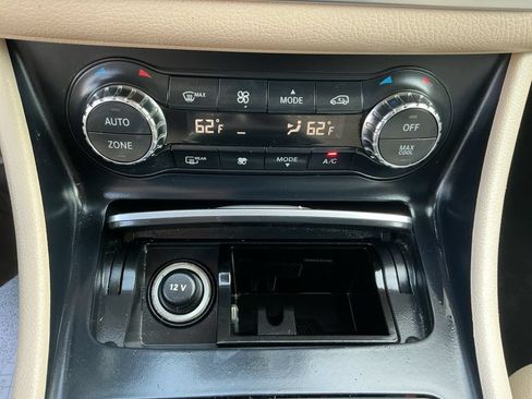 Used 2018 Mercedes-Benz GLA 250 image 16