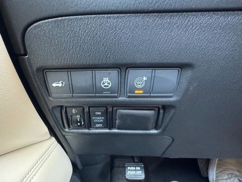 Used 2018 Nissan Armada Platinum w/ Captain Seat Package AWD/4WD image 31