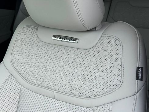 Certified 2025 Ford Explorer Platinum w/ Ultimate Package image 26