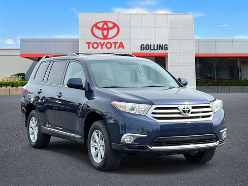 Used 2012 Toyota Highlander SE w/ Tow Pkg AWD/4WD image 7