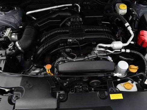 Used 2024 Subaru Crosstrek 2.0i Premium AWD/4WD image 24