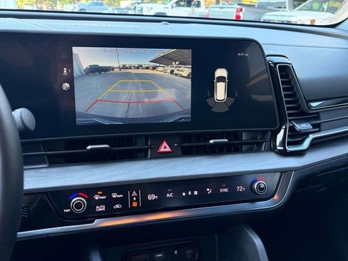 Used 2023 Kia Sportage X-Line image 11