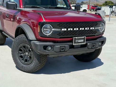 New 2026 Ford Bronco Big Bend w/ Black Diamond Package AWD/4WD image 3
