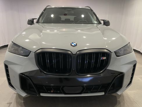 Used 2024 BMW X5 M60i image 2