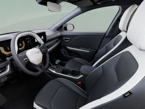 New 2026 Kia K4 GT-Line FWD image 17