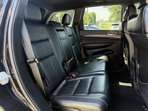Used 2015 Jeep Grand Cherokee Limited AWD/4WD image 16