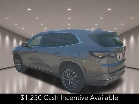 New 2026 Buick Enclave Avenir w/ Super Cruise Package FWD image 7