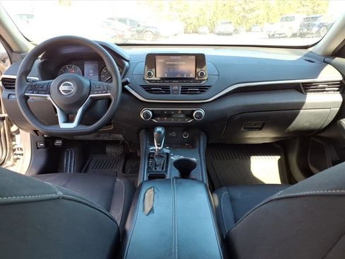 Used 2021 Nissan Altima 2.5 S image 5