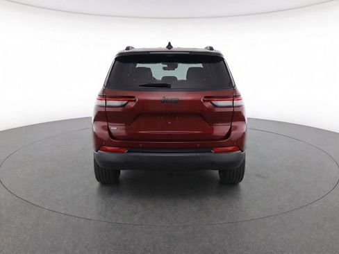 Used 2021 Jeep Grand Cherokee L Laredo AWD/4WD image 7