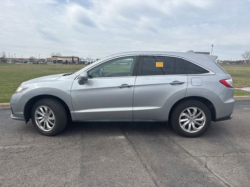 Used 2017 Acura RDX AWD image 8