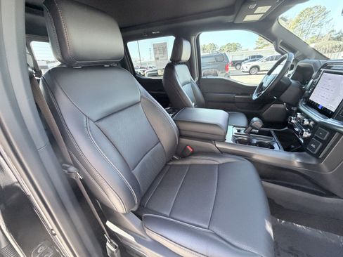 Used 2024 Ford F150 Lariat w/ FX4 Off-Road Package image 20