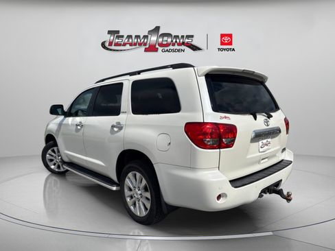Used 2016 Toyota Sequoia Platinum RWD image 5