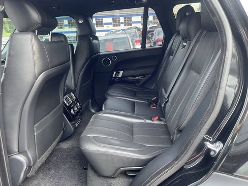 Used 2014 Land Rover Range Rover HSE AWD/4WD image 19