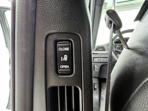 Used 2023 Honda Odyssey Sport image 18