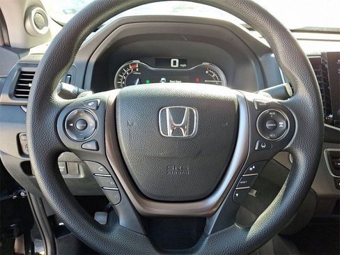 Used 2023 Honda Ridgeline Sport image 18