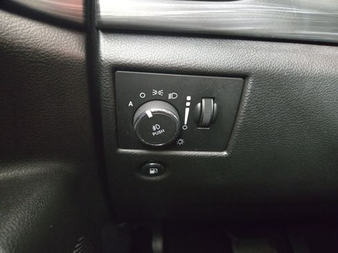 Certified 2020 Jeep Grand Cherokee Altitude AWD/4WD image 30