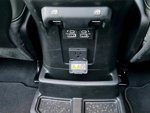 Used 2024 Jeep Wrangler High Altitude image 26