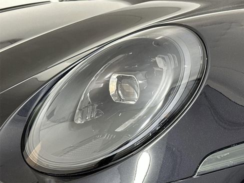 Used 2025 Porsche 911 Carrera S RWD image 29