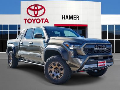 New 2025 Toyota Tacoma Trailhunter