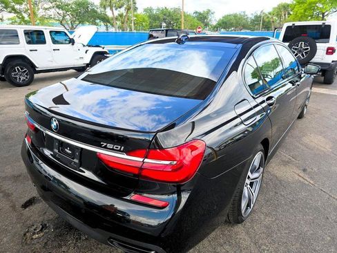 Used 2019 BMW 750i xDrive AWD/4WD image 4