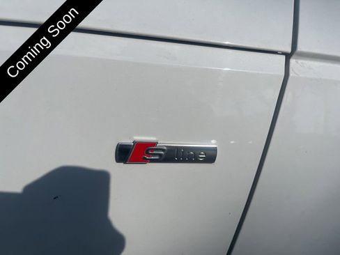 Used 2018 Audi A4 2.0T Ultra Premium w/ 18" Wheel Package FWD image 22