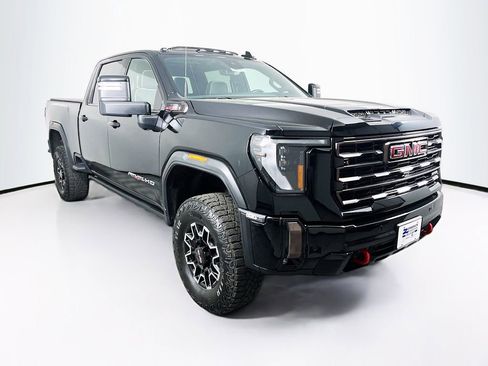 Used 2024 GMC Sierra 2500 AT4X AWD/4WD image 1