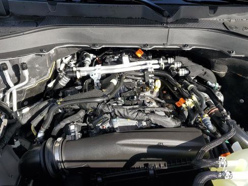 New 2026 Ford Explorer Active w/ Active Comfort Package image 10