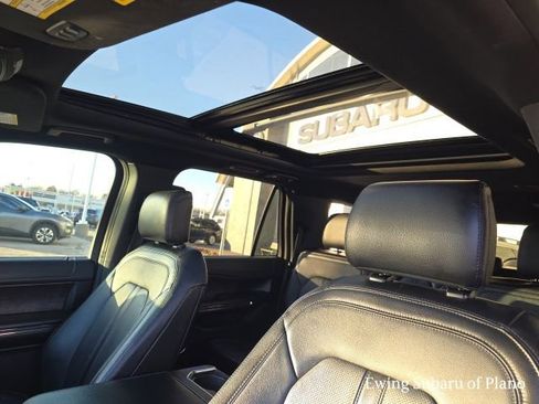 Used 2019 Ford Expedition Max Limited w/ Texas Edition Package image 7