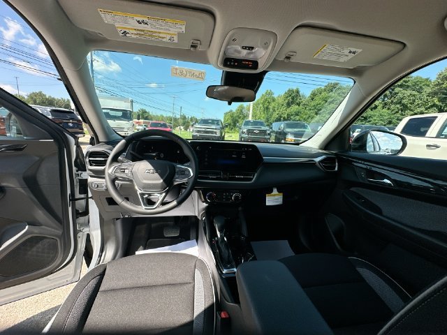 New 2026 Chevrolet TrailBlazer LT w/ Midnight Edition FWD image 22