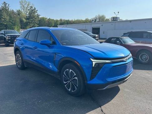 Used 2024 Chevrolet Blazer EV LT AWD/4WD image 10